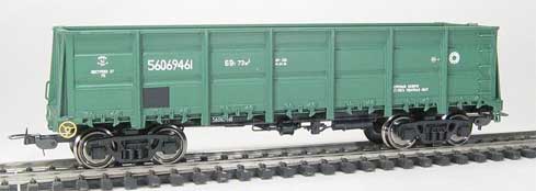Gondola car 12-726 #5606946 green<br /><a href='images/pictures/MiniaturModelle/060042.jpg' target='_blank'>Full size image</a>